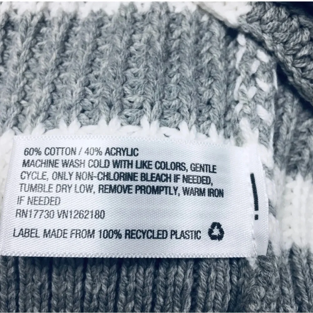 NWT A New Day Chunky Striped V-Neck Pullover Sweater in Size Small - Picture 4 of 4